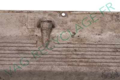 Cache culbuteur culasse M20 11121277018 Bmw E21 320 323i E30 E12 520 E28 520i - Image 3