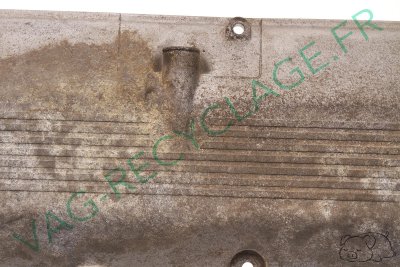 Cache culbuteur culasse M20 1277018 pour Bmw E21 320 323i E30 E12 520 E28 520i - Image 3