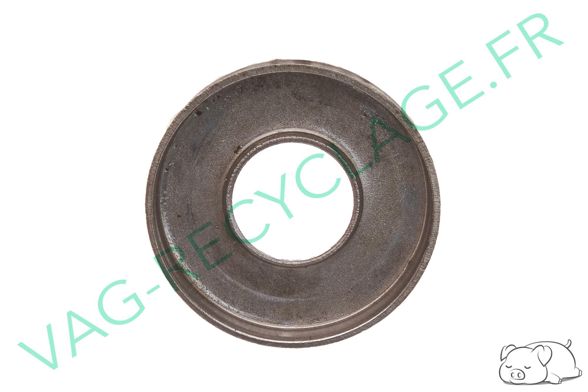 Coupelle inf. ressort de soupape 11340626116 Bmw 2002 E21 E30 E12 E28 E24 E23 - Image 1