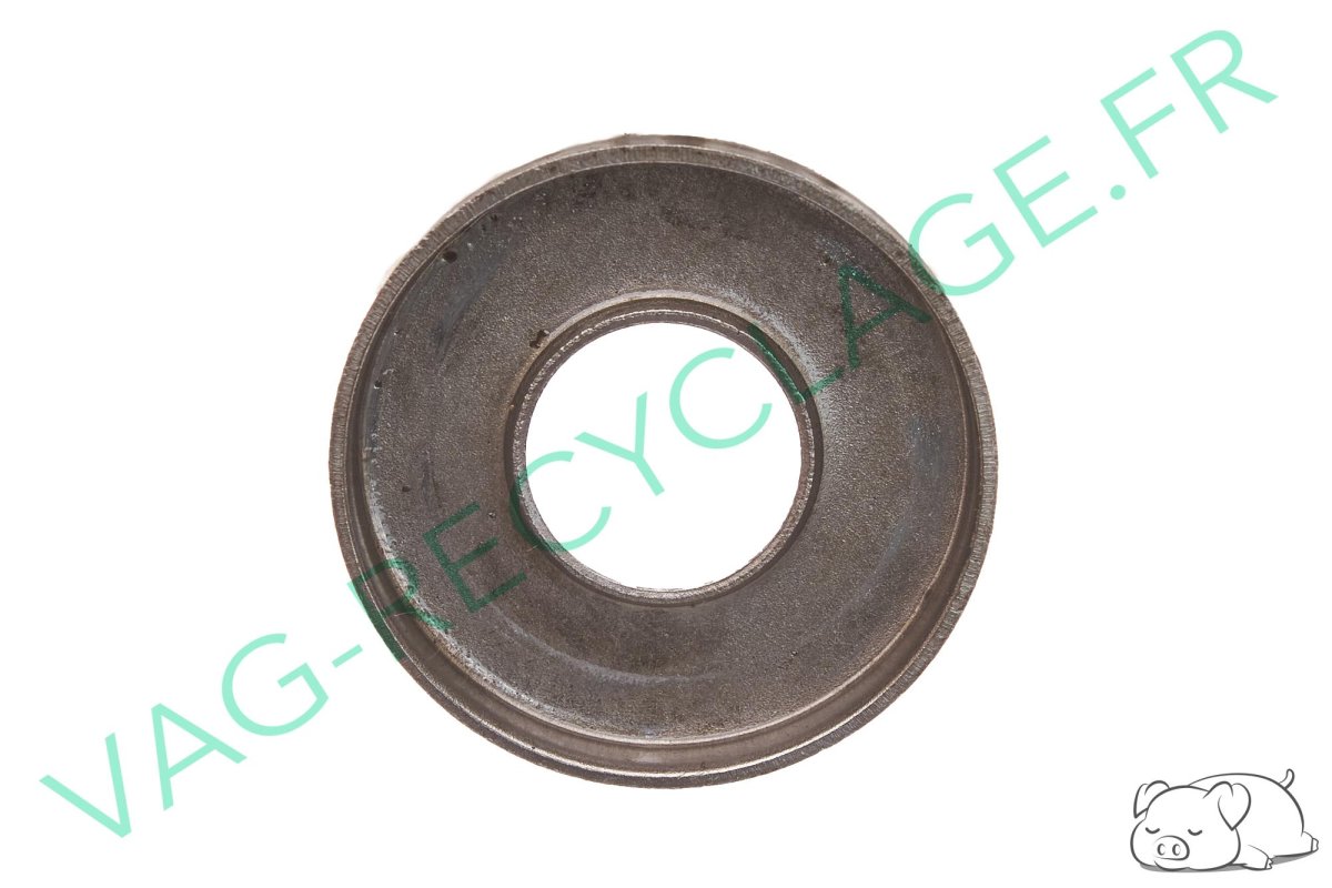 Coupelle inf. ressort de soupape 11340626116 Bmw 2002 E21 E30 E12 E28 E24 E23 - Image 1