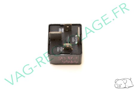 Relai N. 100 7M0951253A 95VW 10K705 CA pour Volkswagen Audi Seat Skoda  - Image 4