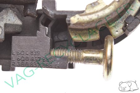 Mécanisme poignée de porte extérieure gauche 6Q0837885 Polo 4 9N 9N3 et Fox - Image 6