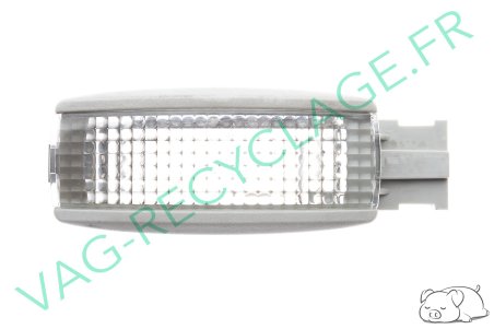 Eclairage intérieur 3B0947113 Golf 4 Bora NewBeetle Polo 4 Touran Transporter - Image 1