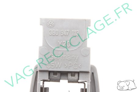 Eclairage intérieur 3B0947113 Golf 4 Bora NewBeetle Polo 4 Touran Transporter - Image 4