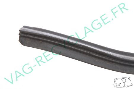 Joint de capot moteur 6Q0823723 pour Volkswagen Polo 4 9N 9N3 - Image 3