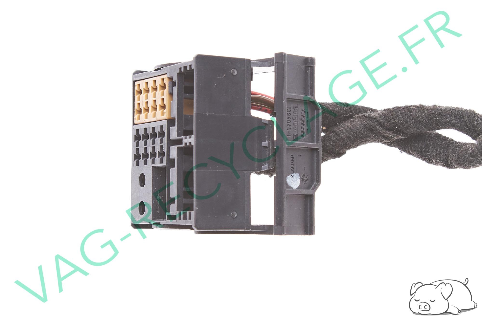 Fiche autoradio 3B7035444 pour divers modèles Volkswagen Seat Skoda Audi - Image 1