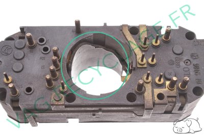 Ensemble commodo 861953503 Volkswagen Polo 1 et Audi 50 (pour pièces) - Image 4
