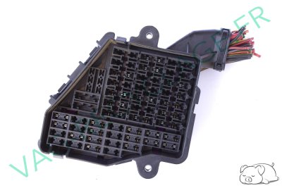 Boite à fusibles 8D1941824 pour Volkswagen Golf 4 Golf 5 New Beetle Passat - Image 2