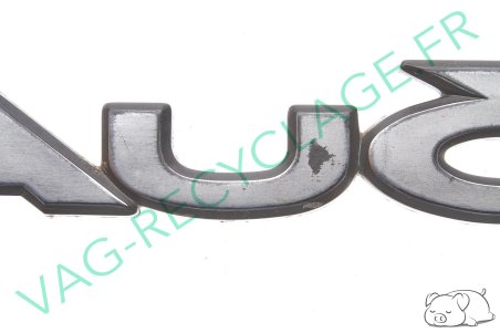 Logo coffre malle arrière "Audi" 431853687B Audi 80 B2 - Image 2