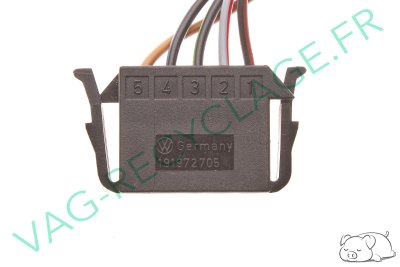 Boitier fiches plates noir 5 pôles 191972705 pour Audi Seat Skoda Volkswagen - Image 1