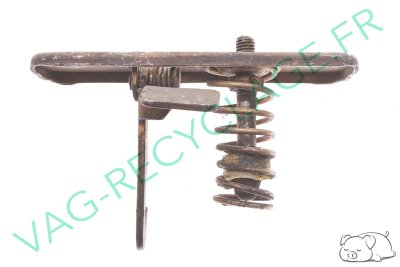 Crochet de fermeture capot 321823507A pour Golf 1 Jetta 1 Passat 1 Scirocco 1 - Image 1