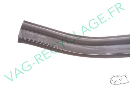 Joint de capot moteur 8L0823723 pour Audi A3 8L - Image 3