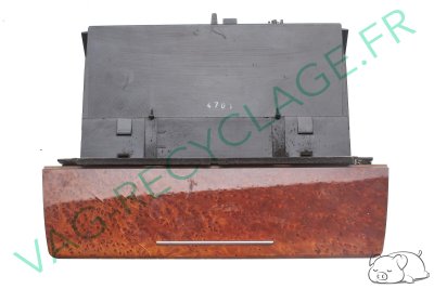 Vide poche console centrale 8L0863077 pour Audi A3 8L Phase 2 (pour pièces) - Image 3
