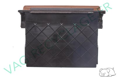 Vide poche console centrale 8L0863077 pour Audi A3 8L Phase 2 (pour pièces) - Image 4