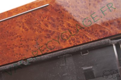 Vide poche console centrale 8L0863077 pour Audi A3 8L Phase 2 (pour pièces) - Image 9