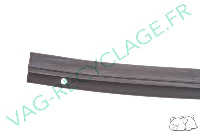 Joint de capot moteur 191823737A pour Golf 2 et Jetta 2 - Image 1