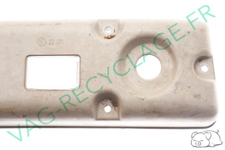 Cache feu arrière droit 1366376 pour Bmw série 3 E21 316 318 320 320/6 323i - Image 3