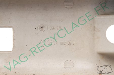 Cache feu arrière droit 1366376 pour Bmw série 3 E21 316 318 320 320/6 323i - Image 7