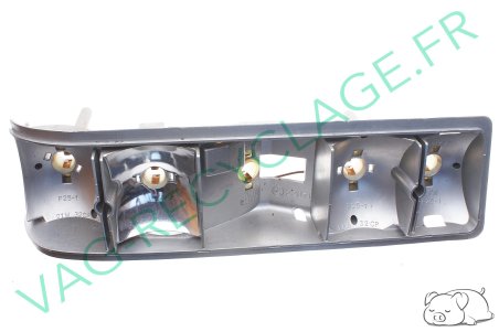 Réflecteur feu arrière gauche + antibrouillard 1366371 Bmw série 3 E21 - Image 1