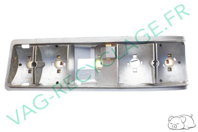 Réflecteur feu arrière droit 1366372 pour Bmw série 3 E21 - Image 1