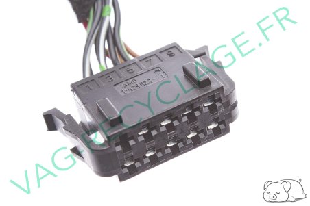 Fiche connecteur 10 pôles 191972725 Audi A2 Audi A3 8L Audi A4 B5 A6 C5 A8 D2 - Image 1