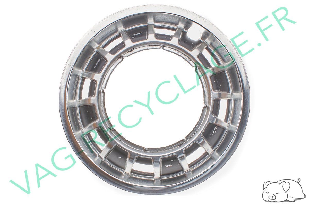 Enjoliveur de roue 13 pouces 161601155 Golf 1 Jetta 1 Scirocco 1 Scirocco 2 - Image 1