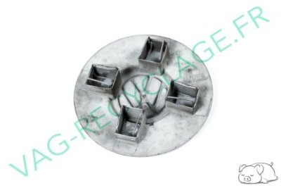 Enjoliveur 1H0601149B pour Golf 3 Polo 3 Vento - Image 1