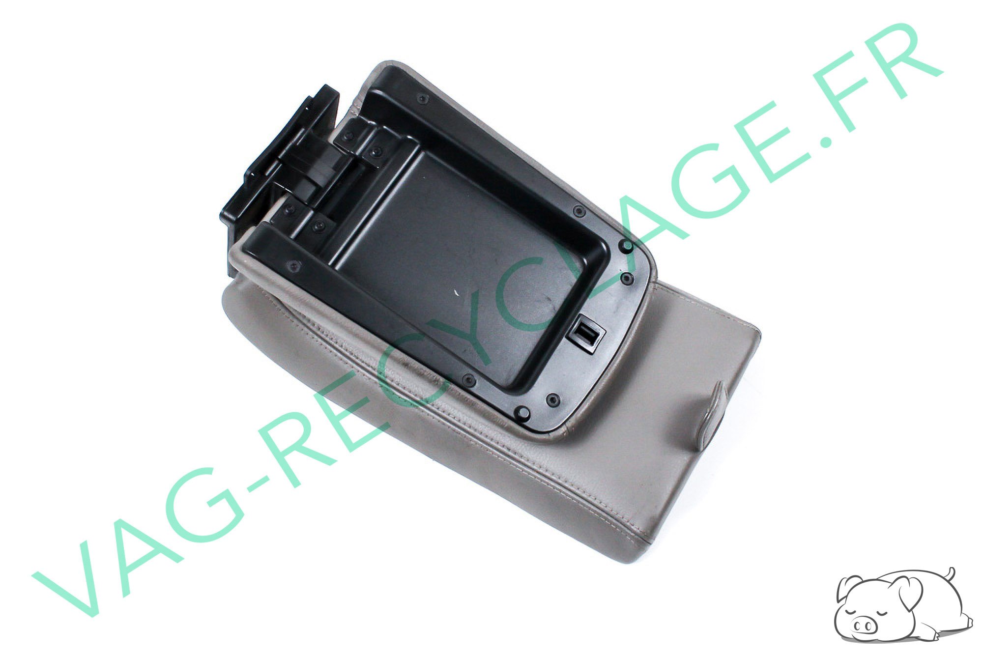 Accoudoir porte gobelet en cuir gris pour MG TF - Image 1