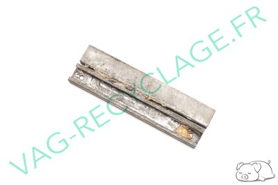 Patte de maintien arrière de vitre avant 155837559A pour Golf 1 Cabriolet - Image 1