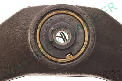Volant 2 branches 191419091F pour Volkswagen Golf 2 et Volkswagen Jetta 2 - Image 3