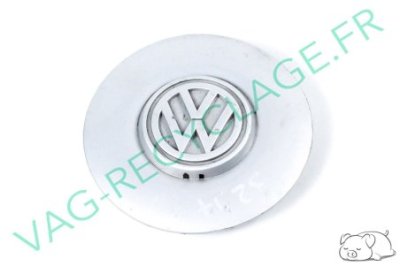 Enjoliveur de roue 1H0601149B pour Golf 3 Polo 3 et Vento - Image 1