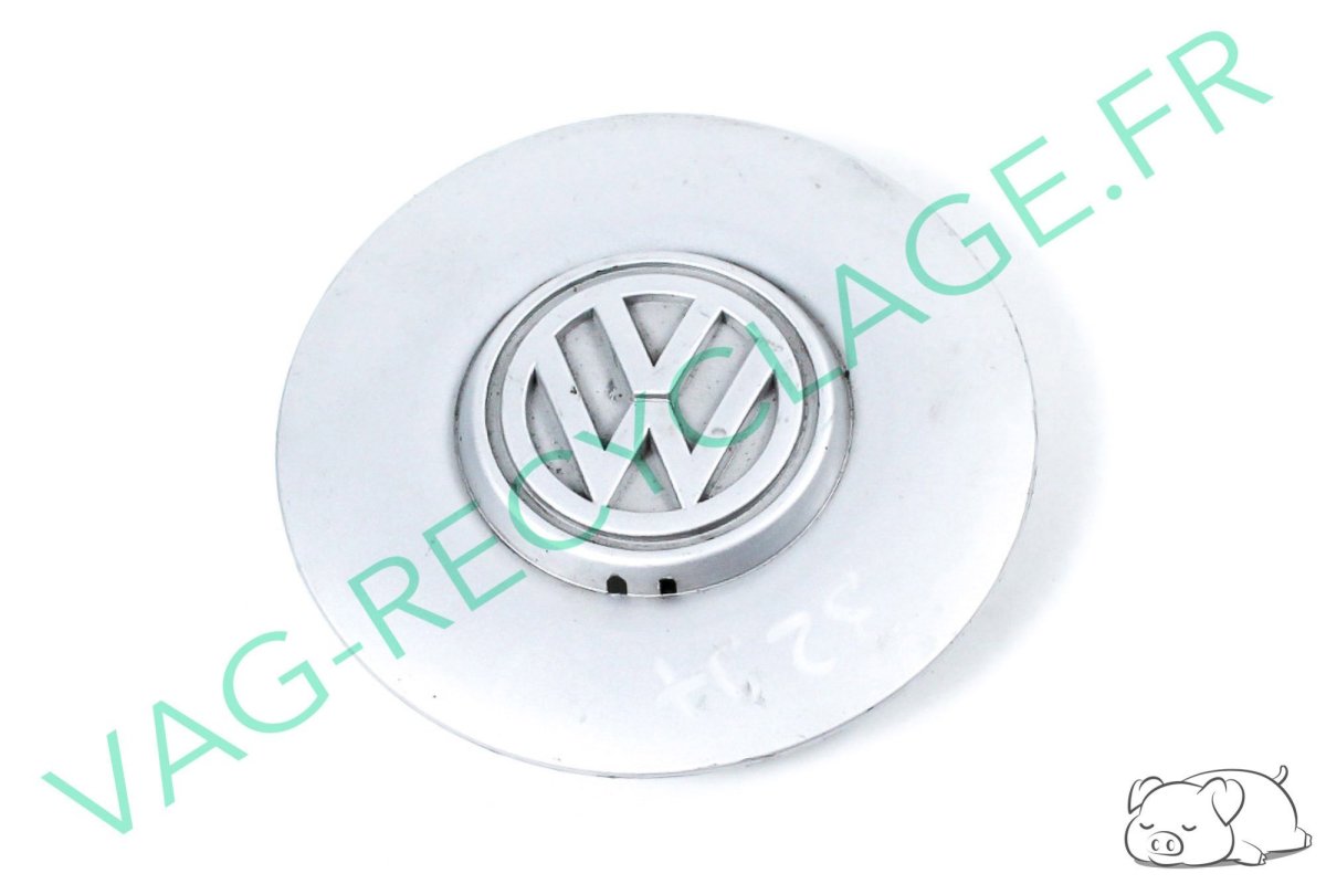 Enjoliveur de roue 1H0601149B pour Golf 3 Polo 3 et Vento - Image 1