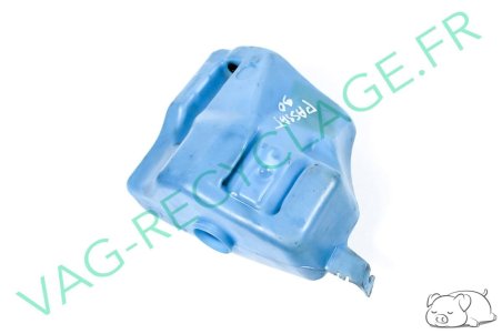 Réservoir de lave-glace pour Passat 3 B3 et Passat 4 B4 - Image 2