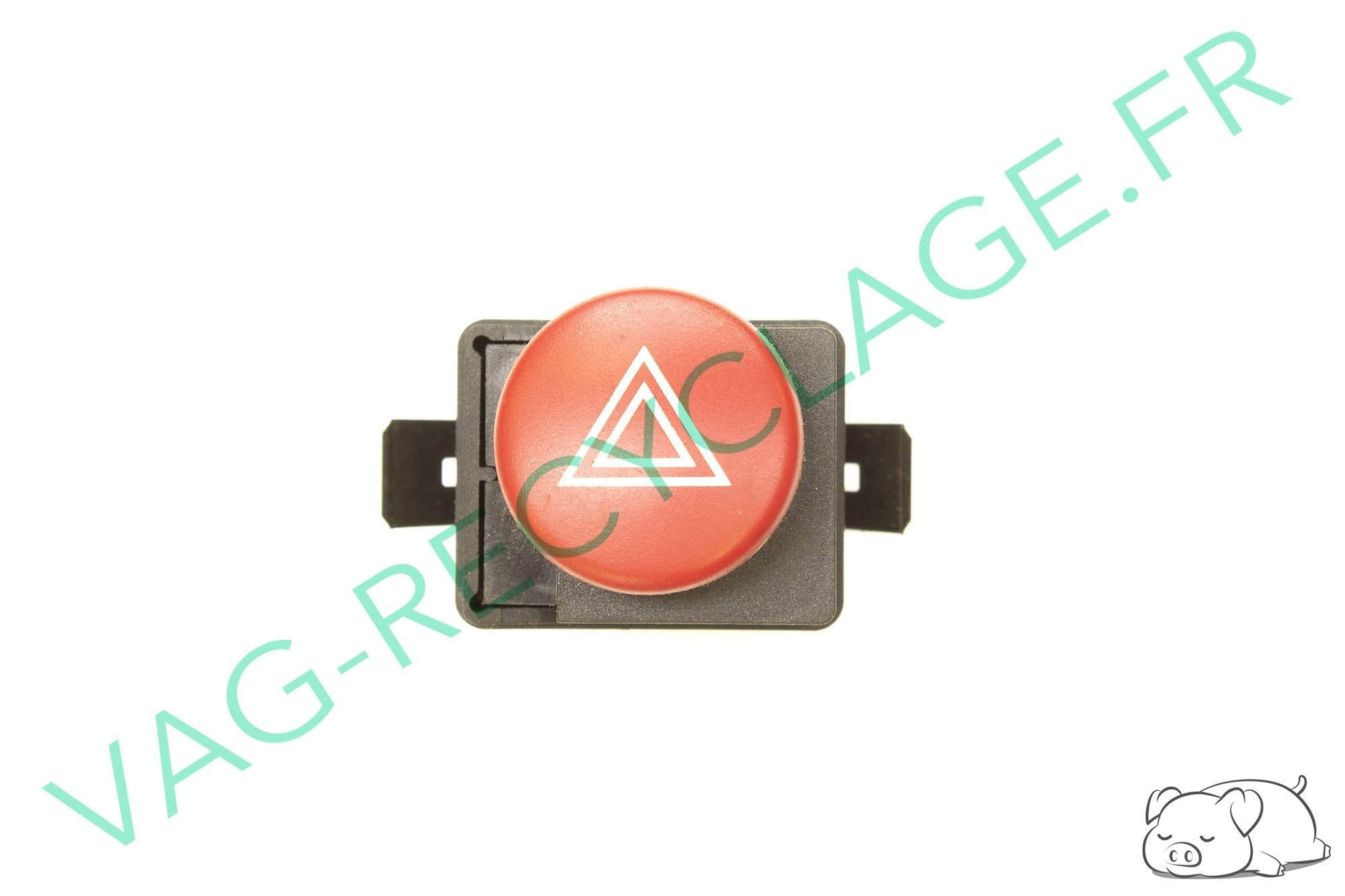 Bouton warning Seat Cordoba 2 et Seat Ibiza 3 6L1953235A - Image 1