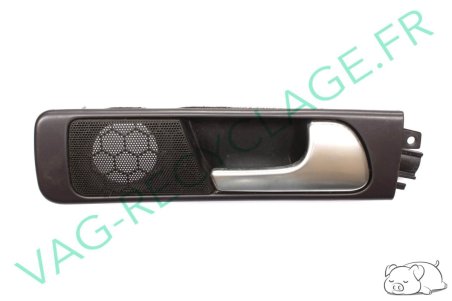 Poignée de porte intérieure arrière droite Audi A6 C5 4B0839020 - Image 1